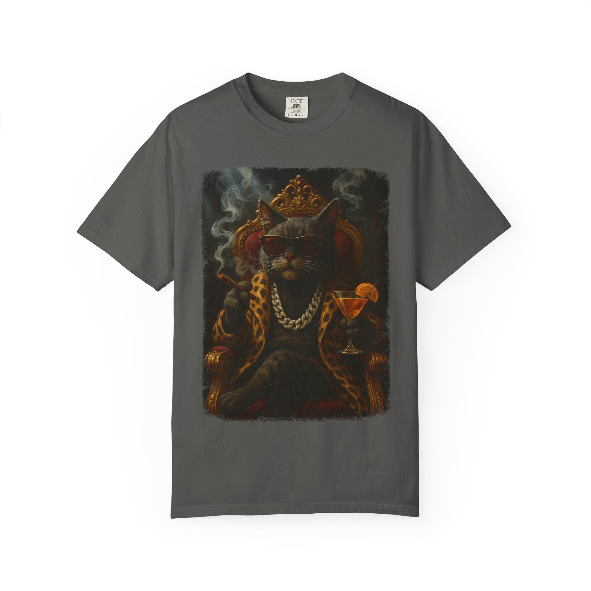The Lounge Lord Tee – Feline Rich, Unbothered & Unapologetic. Majestic Cat T-Shirt, Animal Lovers Gift, Cool Casual Tee, Unique Graphic Shirt, Cat-Themed Apparel, Birthday Gift Idea