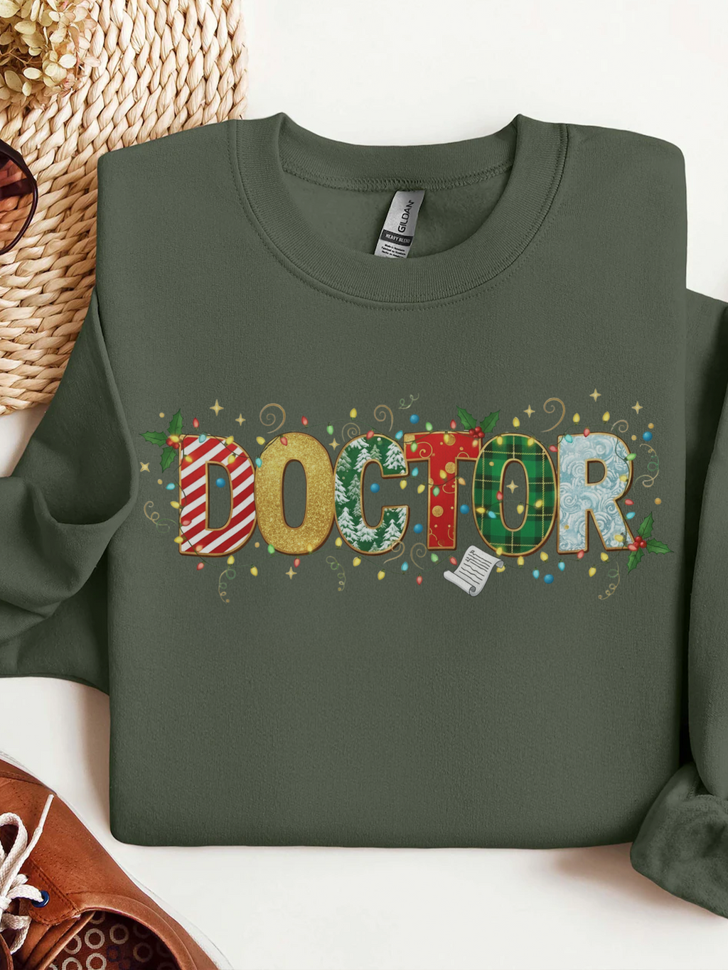 Christmas Doctor Sweatshirt, Merry Christmas Doctor Crewneck, Winter Doctor Sweater, Doctors Gift, Gift for Doctor