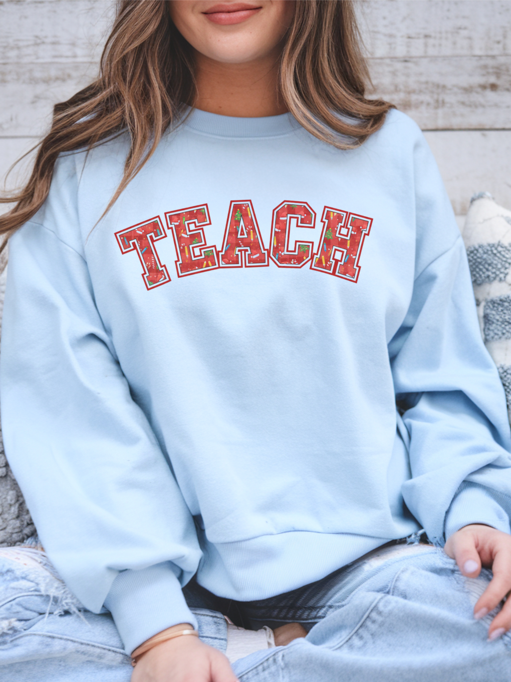 Thankful Teacher Sweatshirt, Teacher Christmas Crewneck, Holiday Teacher Shirt, Teacher Christmas Sweater, Teach Sweatshirt, Trendy Christmas Sweatshirt for Teacher, Cozy Teacher Gift