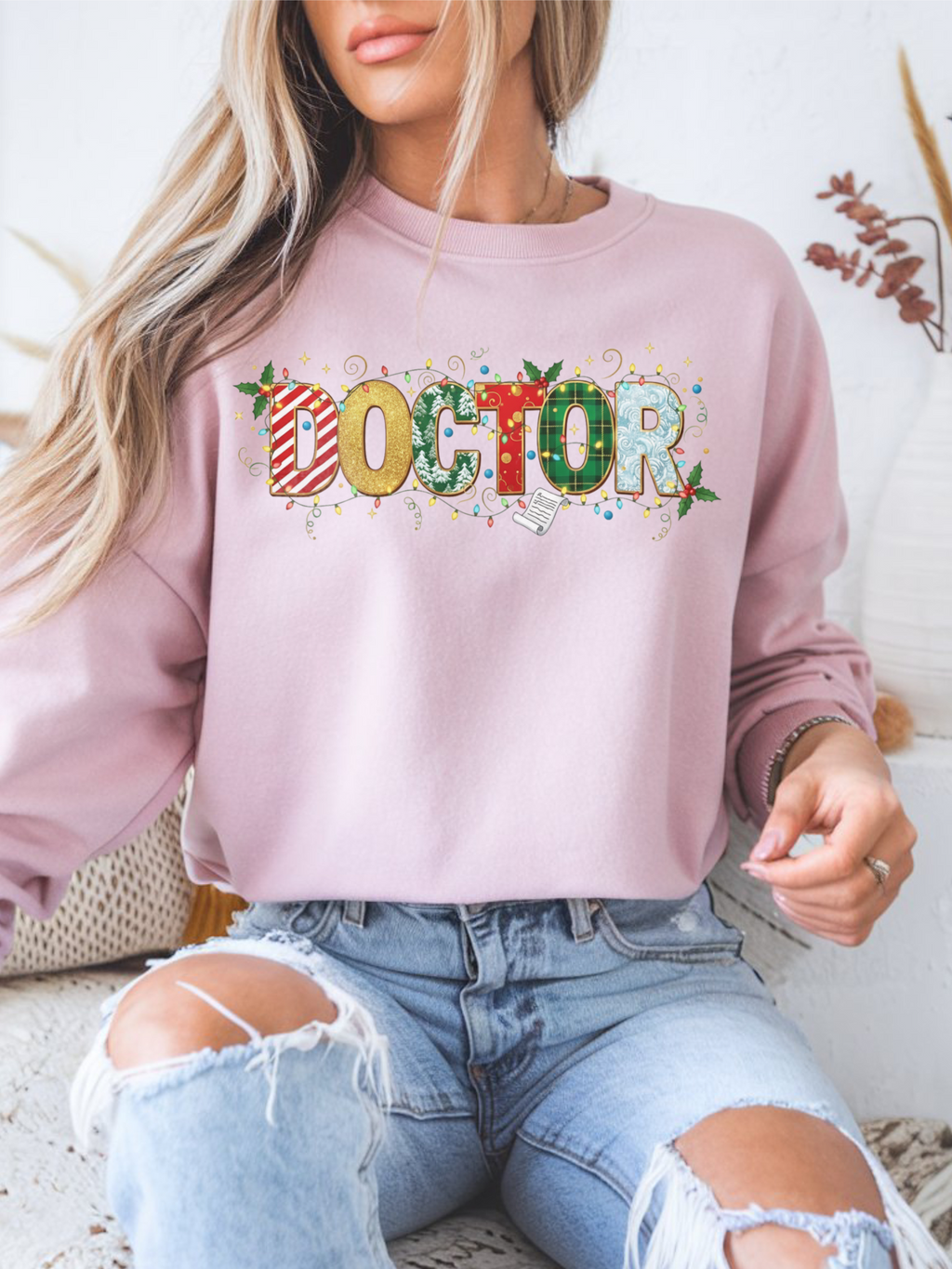 Christmas Doctor Sweatshirt, Merry Christmas Doctor Crewneck, Winter Doctor Sweater, Doctors Gift, Gift for Doctor