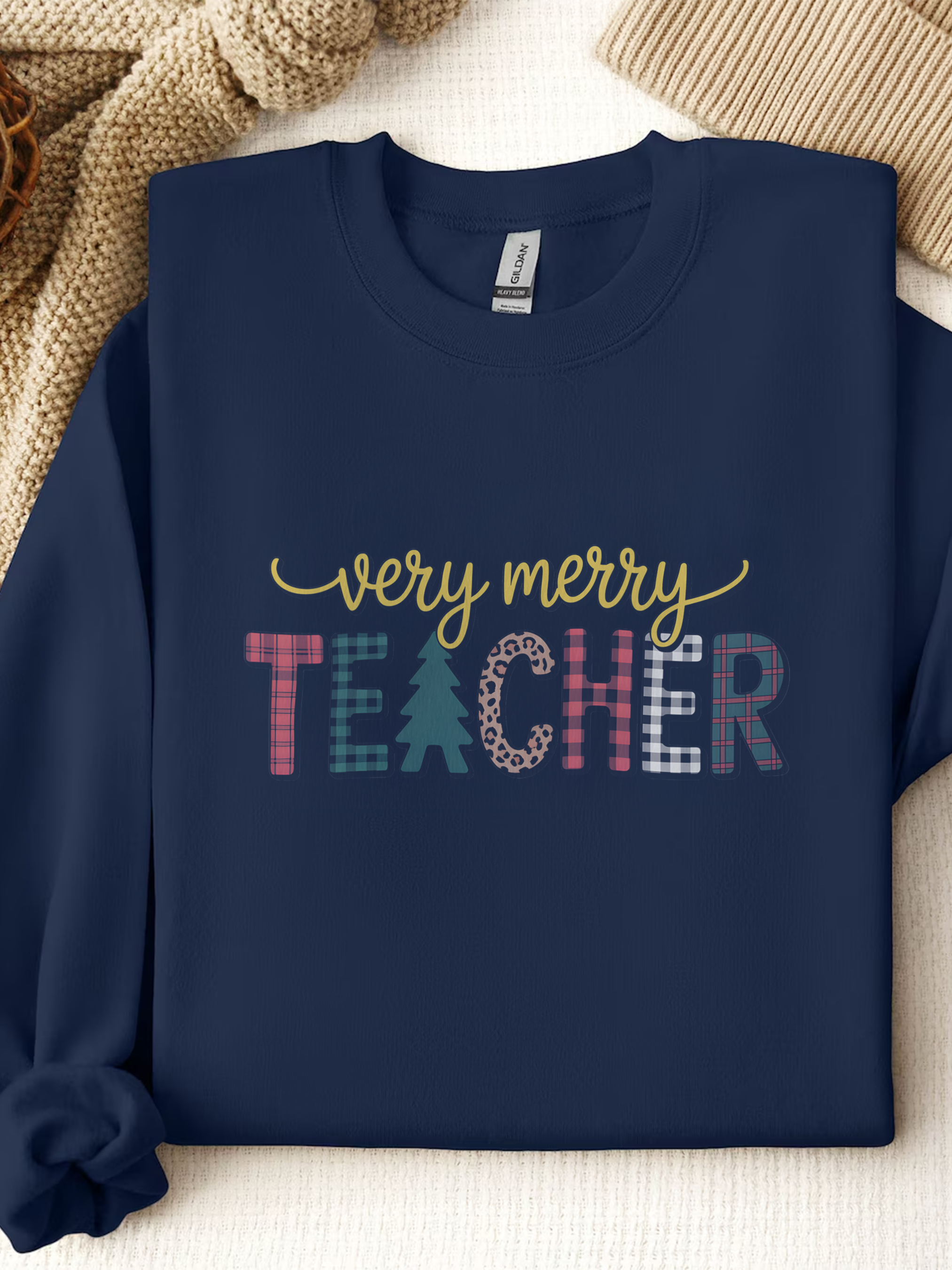 Teacher Christmas Sweatshirt, Merry Christmas Teachers Crewneck, Holly Jolly Teacher Xmas Sweater, Teacher Party Sweatshirt