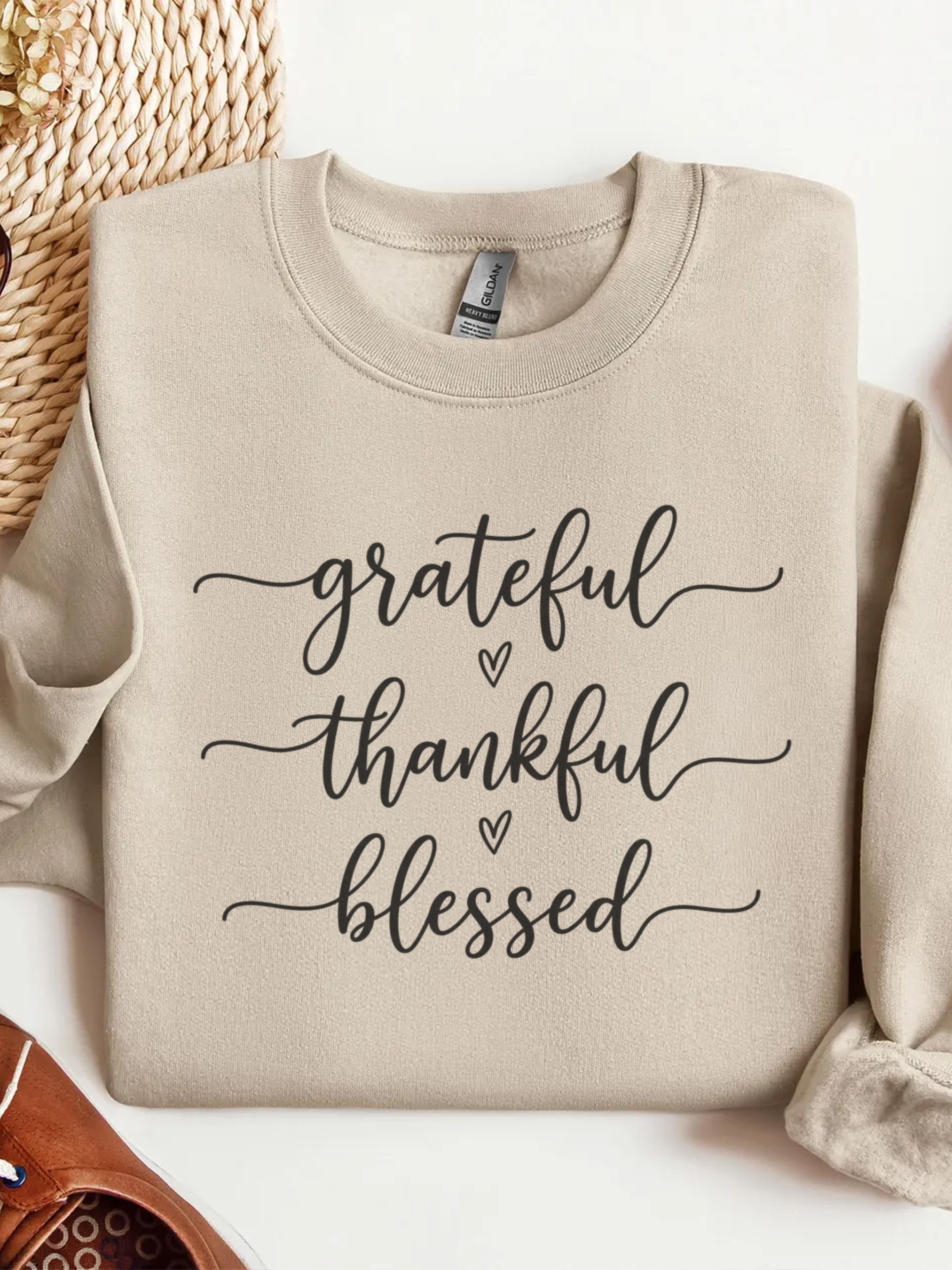 Grateful Thankful Blessed Sweatshirt, Thanksgiving Woman Sweater, Fall Girly Sweater, Thankful Crewneck, Thanksgiving Woman Gift, Grateful Sweatshirt